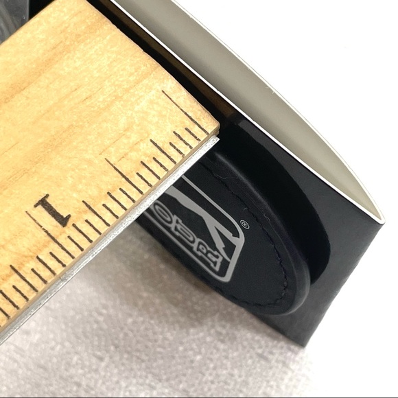 PGA Tour Golf Metallic Pocket Clip Unisex With Ball Marker Caviar Black New - Picture 8 of 16